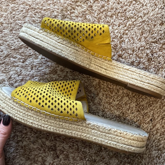 Caslon cammy platform slide sandal mustard suede - Picture 5 of 5